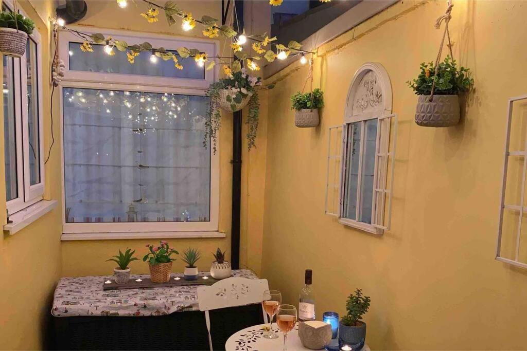 Lilly'S Cottage, Filey, Sleeps 8 Buitenkant foto