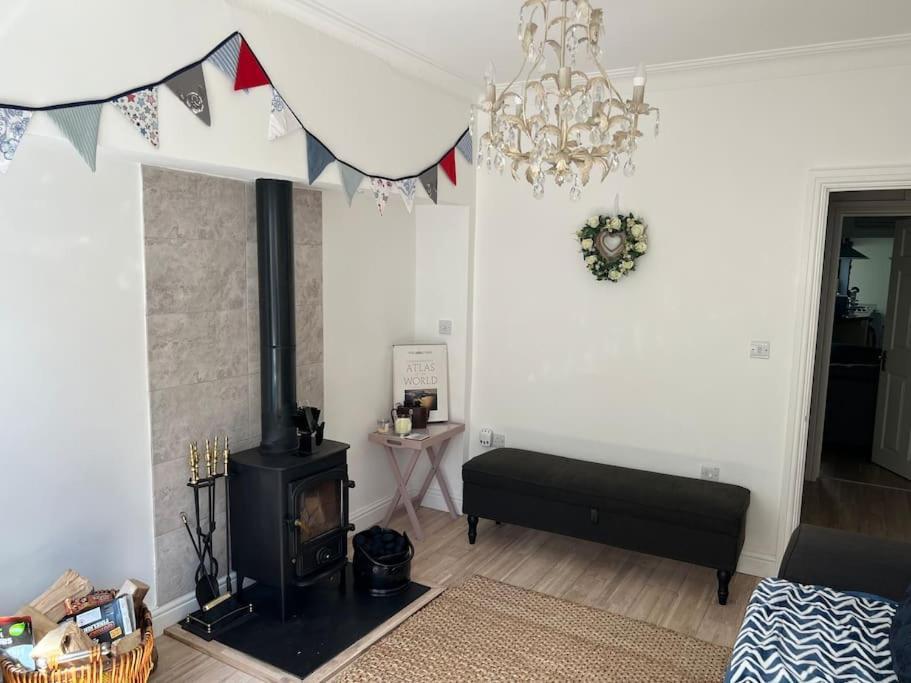 Lilly'S Cottage, Filey, Sleeps 8 Buitenkant foto